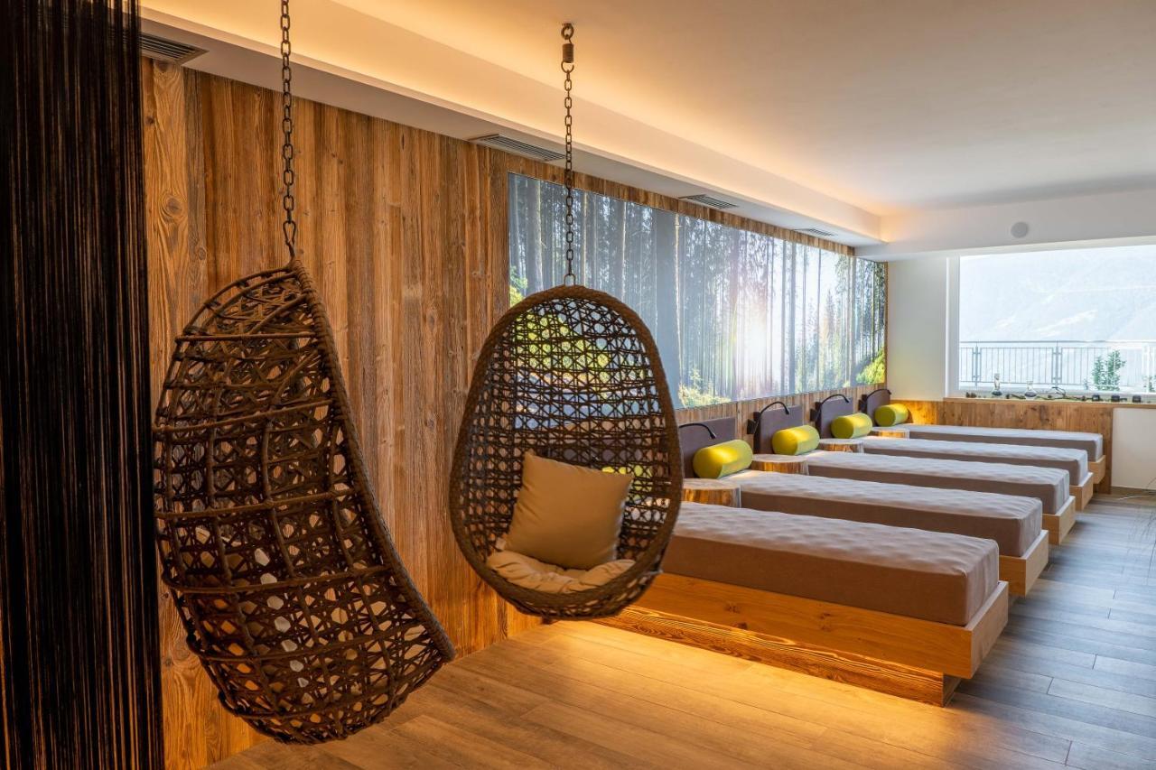 Hotel Meinhardt Шена Екстериор снимка