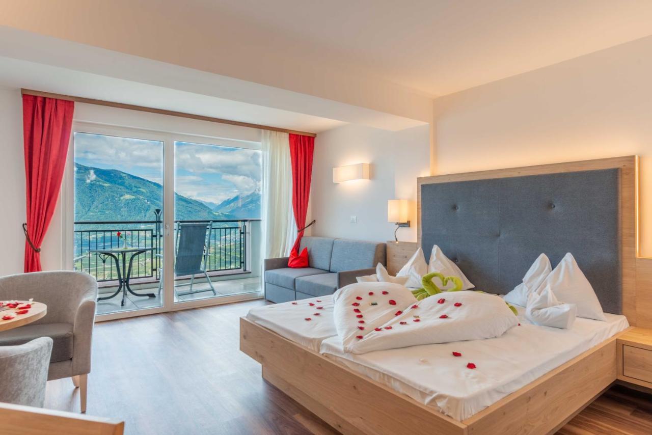 Hotel Meinhardt Шена Екстериор снимка